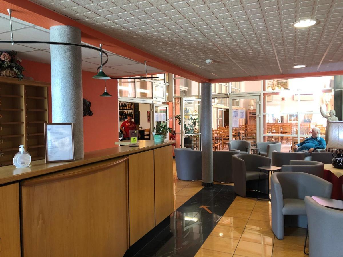 Hôtel Saint Augustin Mittelbronn Extérieur photo